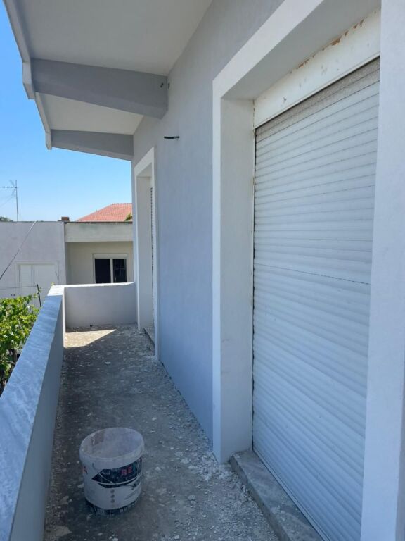 Villa su due piani in vendita a Durazzo, ex fabbrica di mattoni