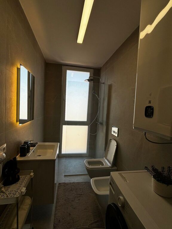 🏠 Appartamento in Affitto, Jordan Misja