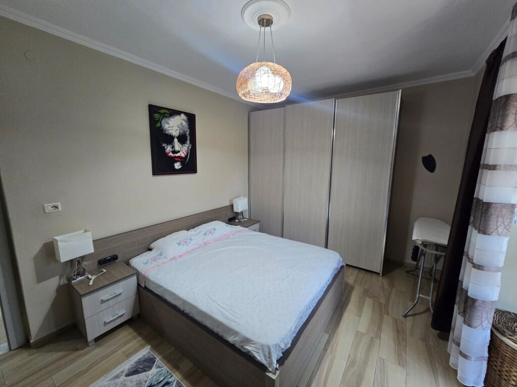 Appartamento in Affitto 2+1 al Vecchio Mercato Elettrico (ID B221436) Tirana