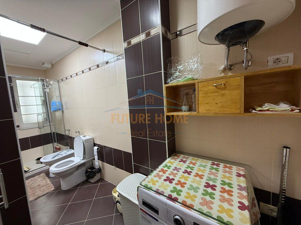 Shitet, 3+1+2+ Post Parkimi, Liqeni i Thatë. Prestige68870