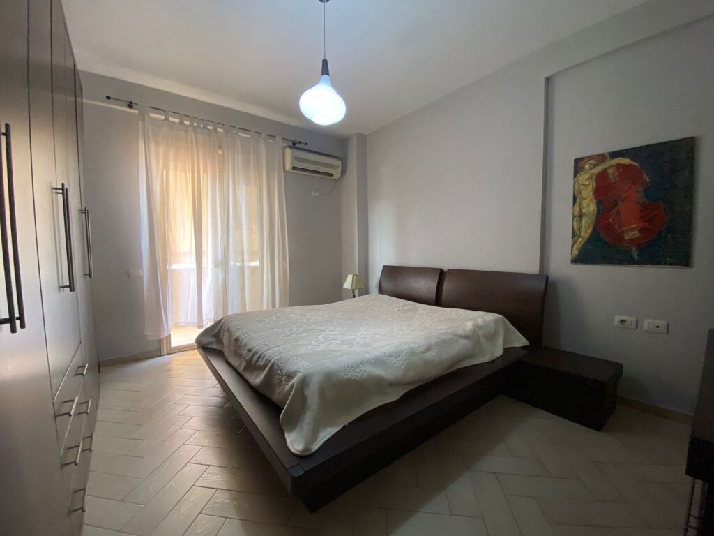 Don BOSKO  JEPET ME QIRA APARTAMENT 2+1 ME QIRA  