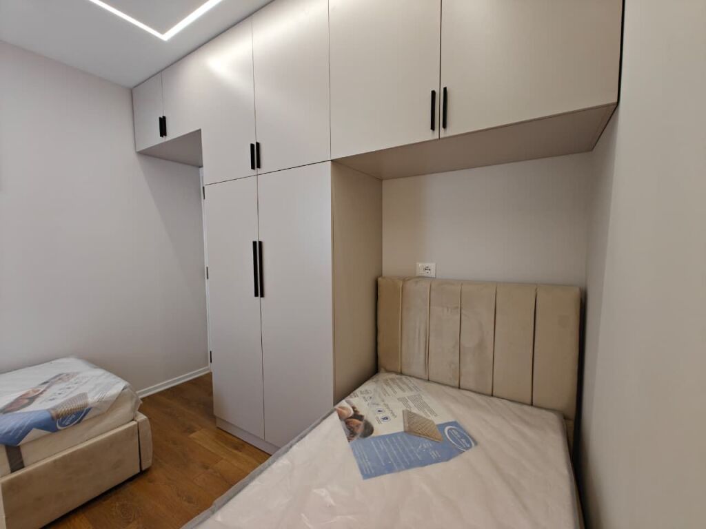 SHITET APARTAMENT 2+1 - MATERNITETI I RI