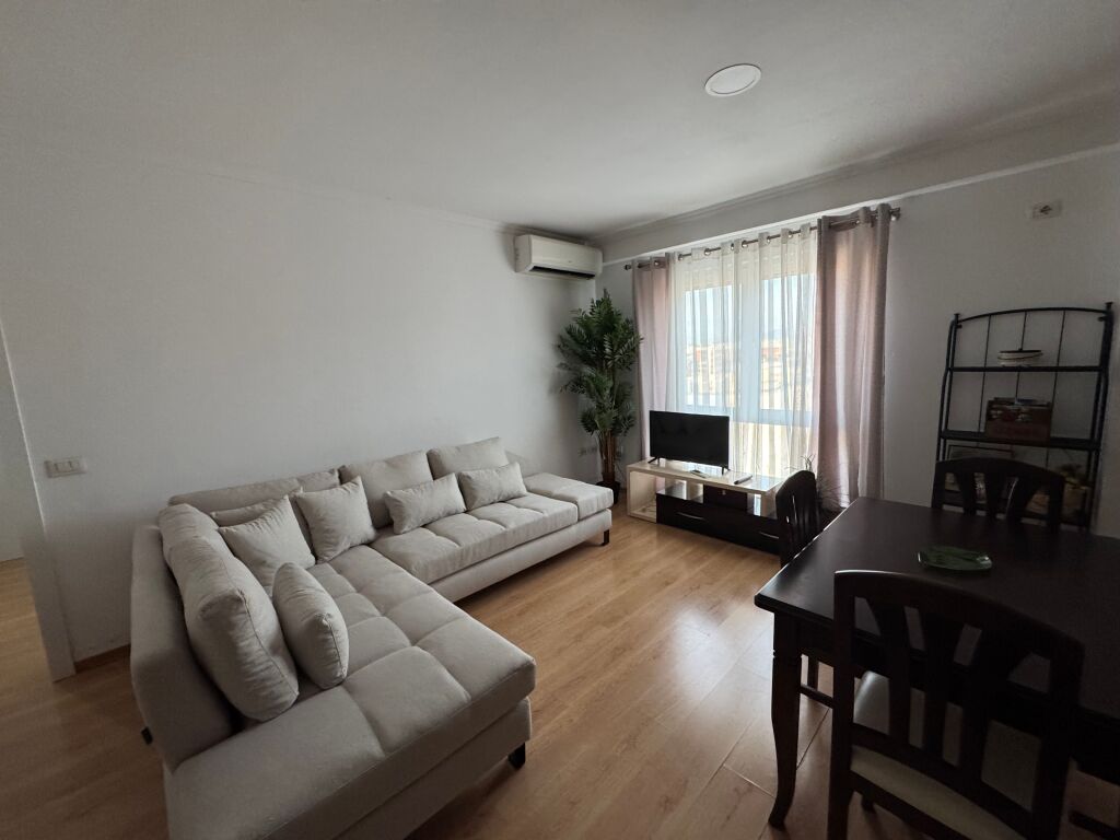APARTAMENT 2+1 PER QERA TEK KOMPLEKSI KONTAKT