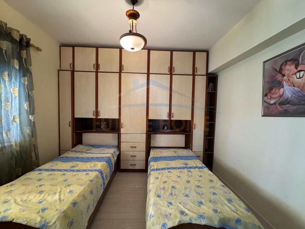 Qera, Apartament 2+1,Gjykata, Durres.