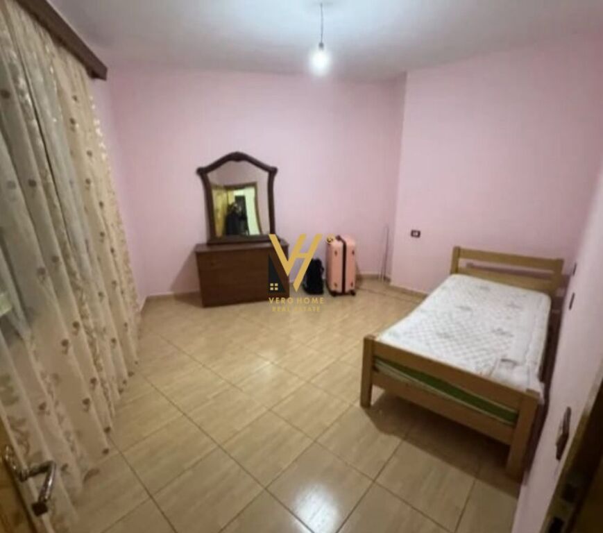 ENTRANCE 2+1 FOR RENT AT VENUE CLUB 40,000 LEKE