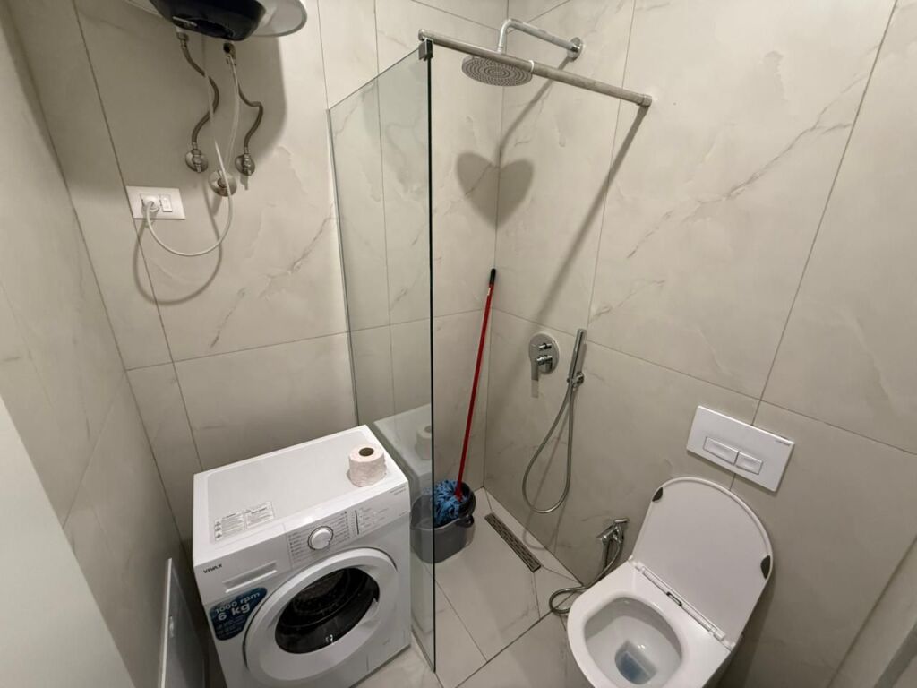 📣 QERA SUPER Apartament 1+1 📍 Kompleksi Kadiu, Ali Dem 🛣️ Rruga “Pasho Hysa” ✨💶 Cmimi 40.000 leke (i Diskutueshem)