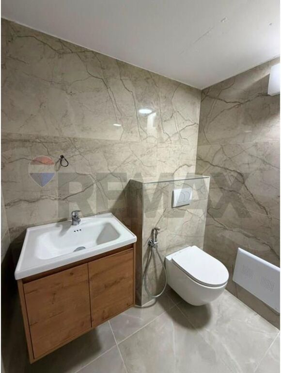 Duplex space for rent at Delijorgji Complex