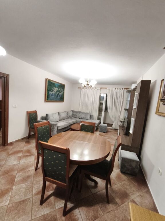 Apartment 2+1 Paris Commune