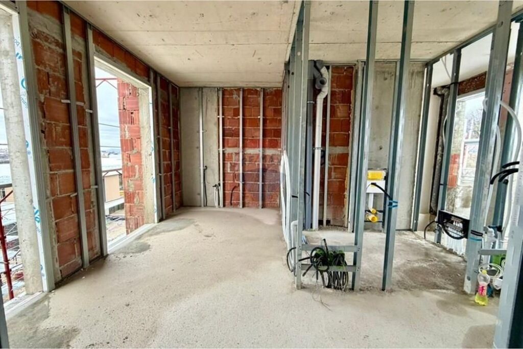 Apartament  1+1 per shitje ne Fark