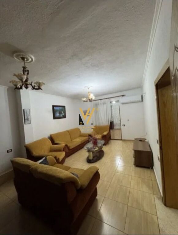 ENTRANCE 2+1 FOR RENT AT VENUE CLUB 40,000 LEKE