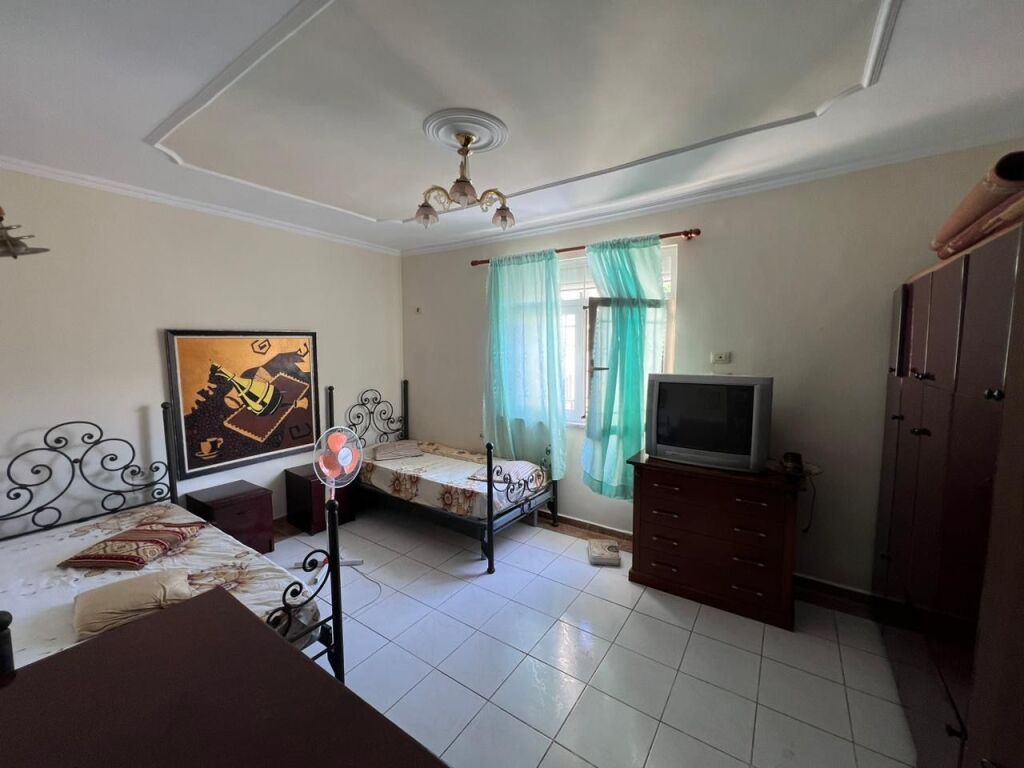 📣 RENT Apartment 1+1 📍 Medreseja 🛣️ "Dibres" Street ✨   🏢 Existing Building  🪜 3rd Floor (No Elevator)  🛋️ Furnished   💶 Price 450 euro non-negotiable