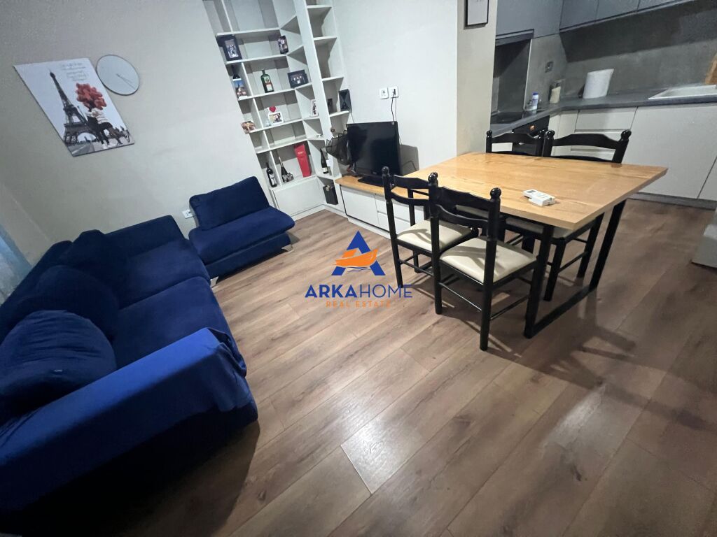 SHITET APARTAMENT 1+1 "MISTO MAME" 10.500.000 LEKE