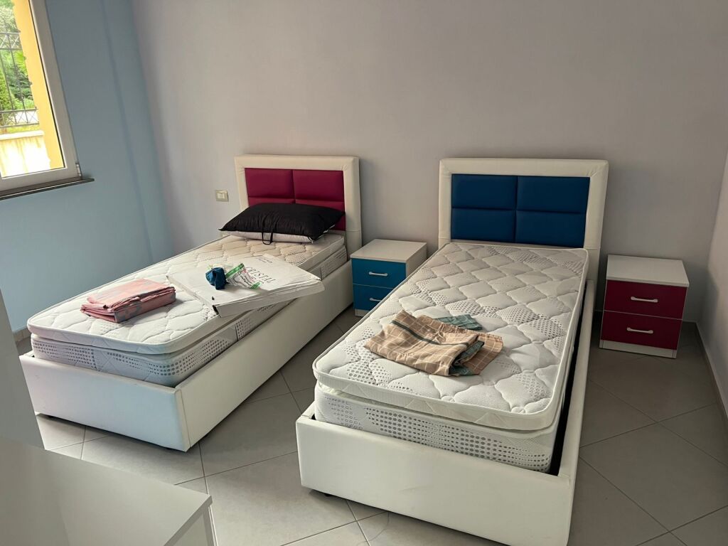 Apartament 2+1+2 me qira – pranë Spitalit Shefqet Ndroqi !