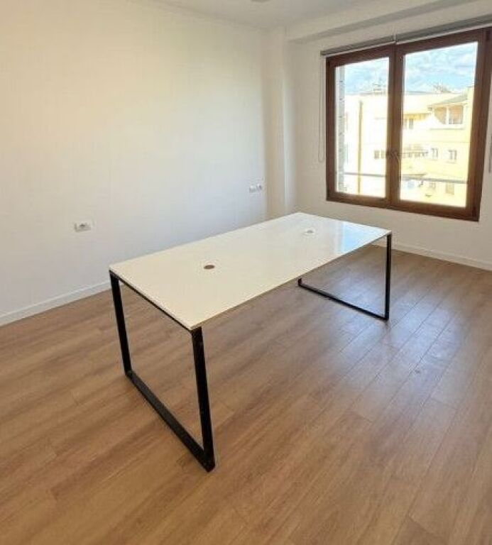AMBIENT ZYRE ME QIRA TE KOMPLEKSI DELIJORGJI