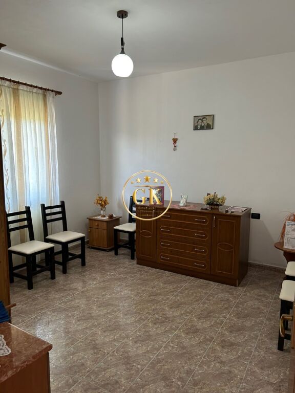 🏢✨ VILLA SU TRE PIANI IN VENDITA NELLA ZONA DI SHIJAK ✨🏢
