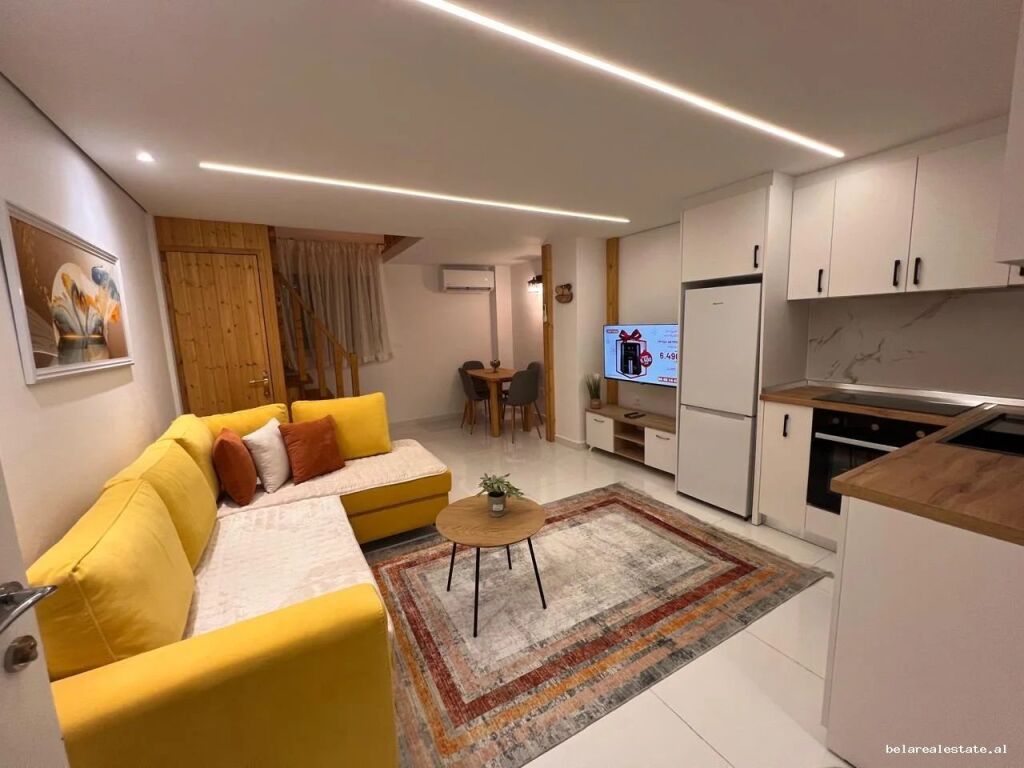 Apartament Duplex Me Qera 1+1 Tek Shkolla e Kuqe (ID B2101760) Tirane