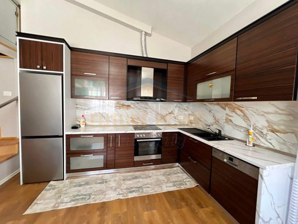 Rent, Duplex 2+1+Veranda, Selitë, Tirana.