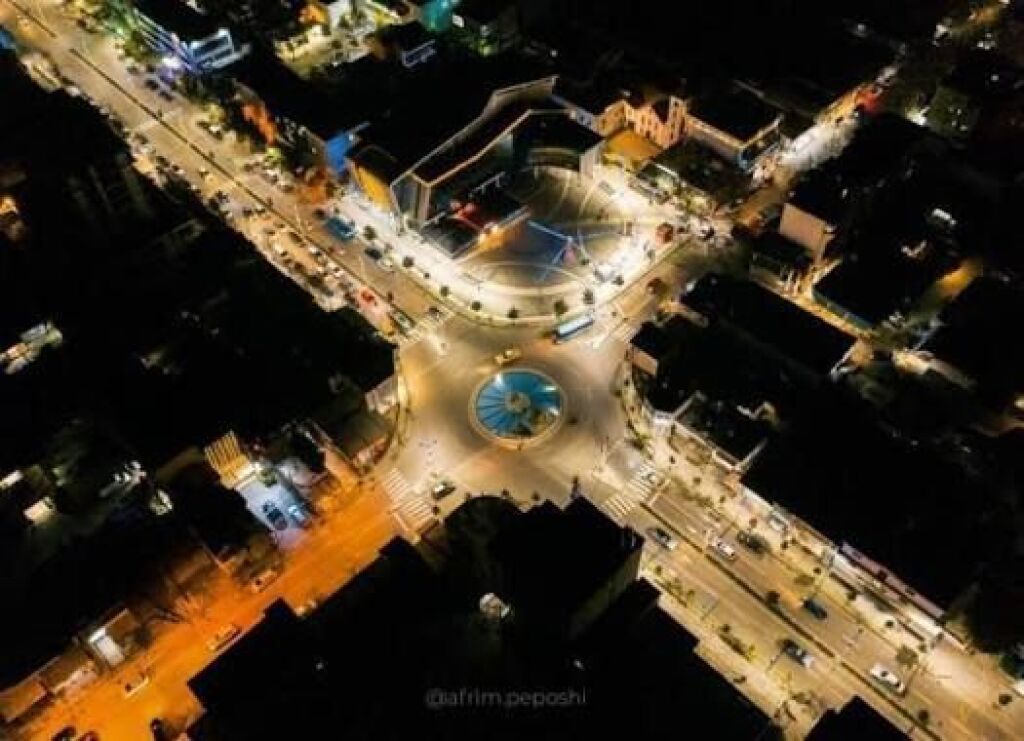 Apartament 3+1+2 Për Shitje në Kamez Qender, Tiranë- 16,000,000 Lek