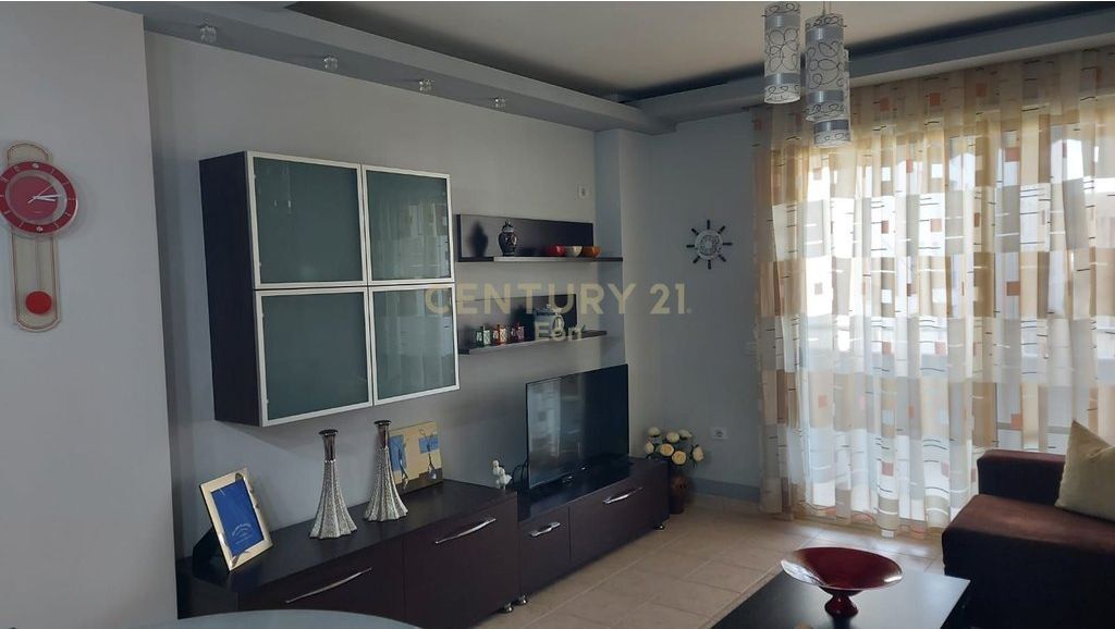 Appartamento 1+1 in Vendita sulla Prima Linea del Mare – Shkëmbi i Kavajës, Durres !