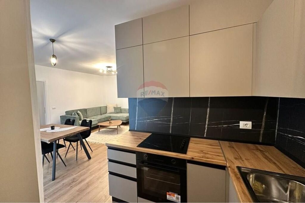 apartament luksoz per qira 2+1+2, Akses Tirana