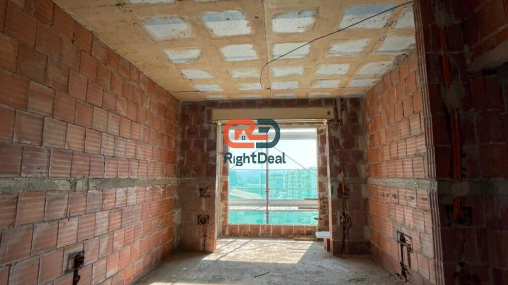 Tek San Paolo Residence, Prane Bulevardit Te Ri, Shitet Apartament 1+1, Me Planimetri Te Rregullt !!!