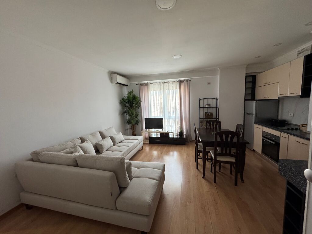 APARTAMENT 2+1 PER QERA TEK KOMPLEKSI KONTAKT