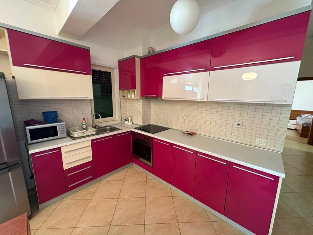 JEPET ME QIRA APARTAMENT 2+1 NE VIJE E PARE ME DETIN, SHKEMBI KAVAJES !