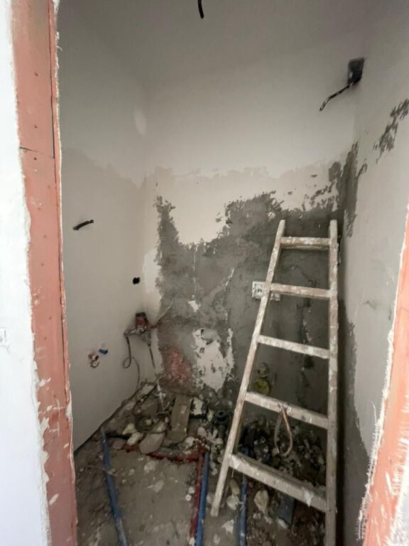 Villa su due piani in vendita a Durazzo, ex fabbrica di mattoni