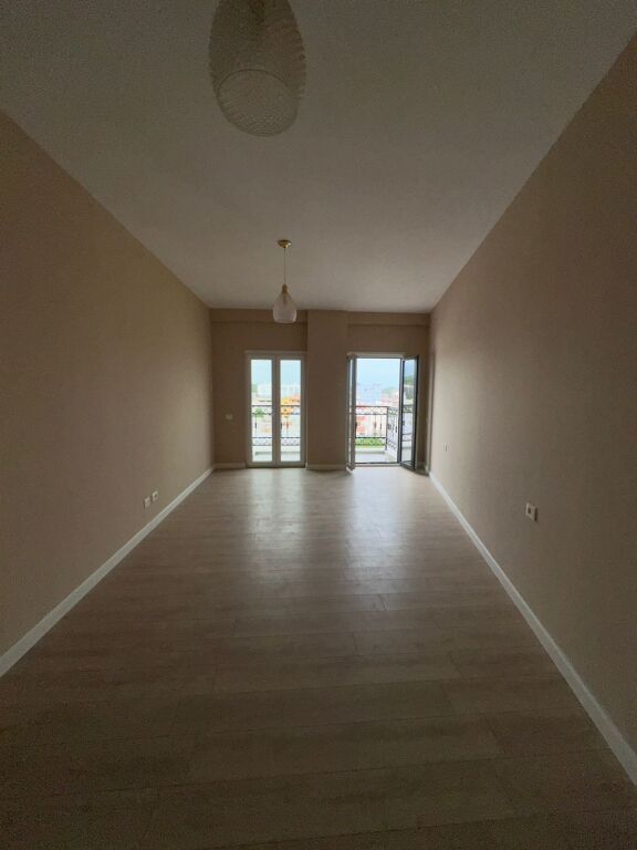 🔥 Shitet Apartament 1+1 – Porta e Re 🔥
