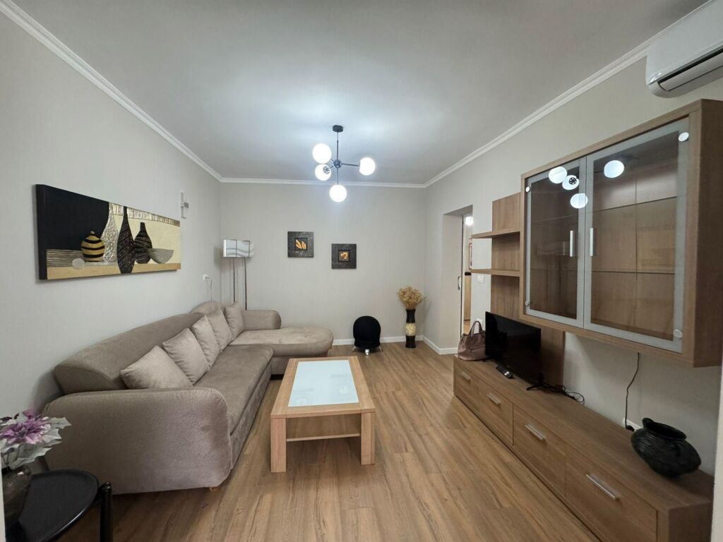 APARTAMENT 2+1 ME QIRA BLLOK