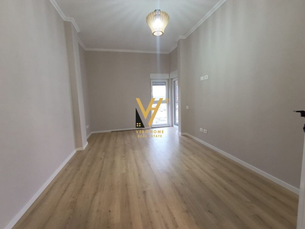 SHITET APARTAMENT 2+1+BLK TE VARRI I BAMIT 198.000 EURO