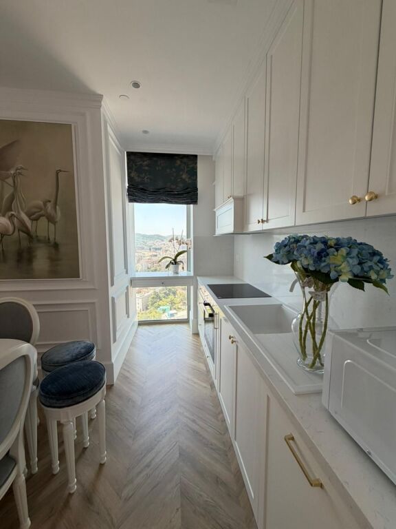 🏙️ Shitet Apartament Luksoz 2+1+2 – Downtown One, Tirana ✨