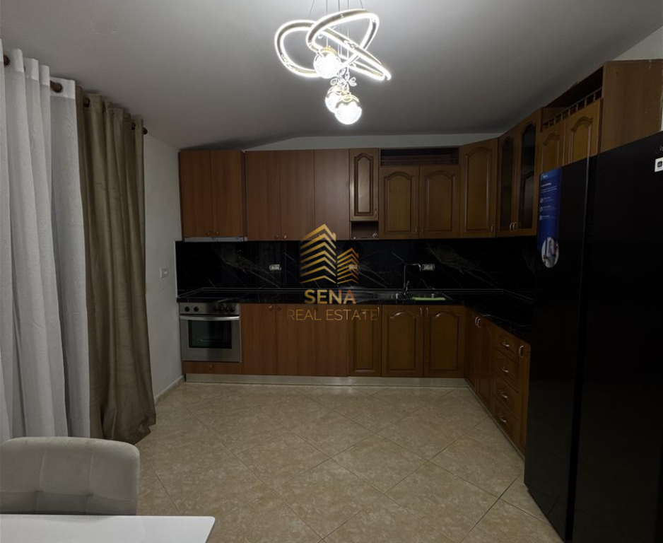 Affitto, Ingresso Privato, 2+1+balcone, Porcellana, 50.000 Leke/Mese