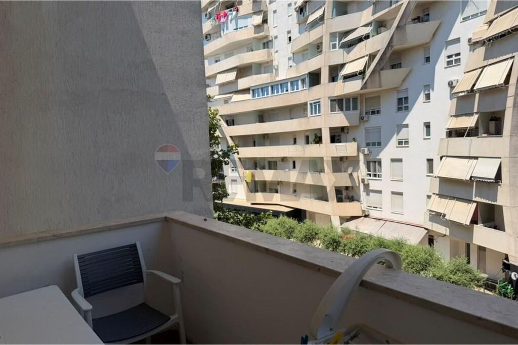 Apartament - Për Qira - Rruga Ndre Mjeda, Tiranë