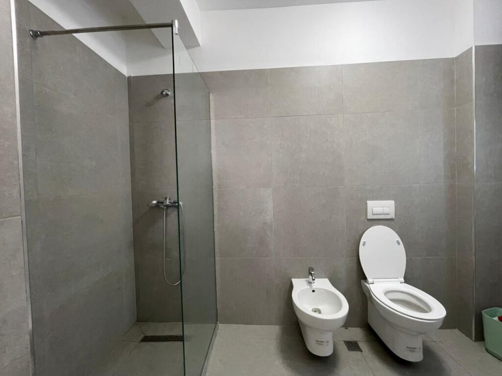 Apartment 2+1+Parking for rent at Kodra e Diellit 2.