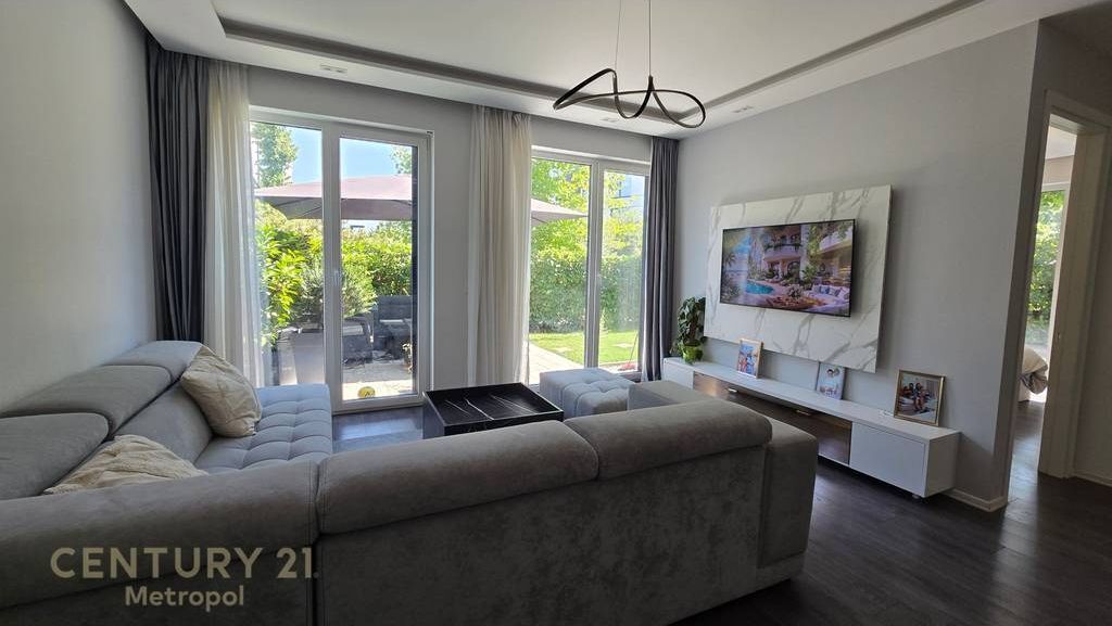 Appartamento 2+1+2+giardino+ 2 Garage in affitto, Forest Residence - Lago Secco!