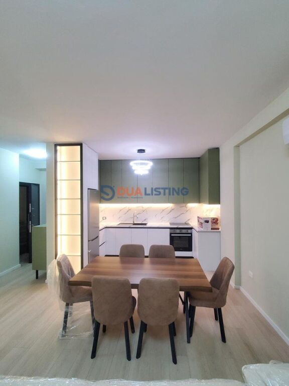 Affittiamo appartamento 2+1+2 con posto auto presso Met Invest, Lago Secco.
