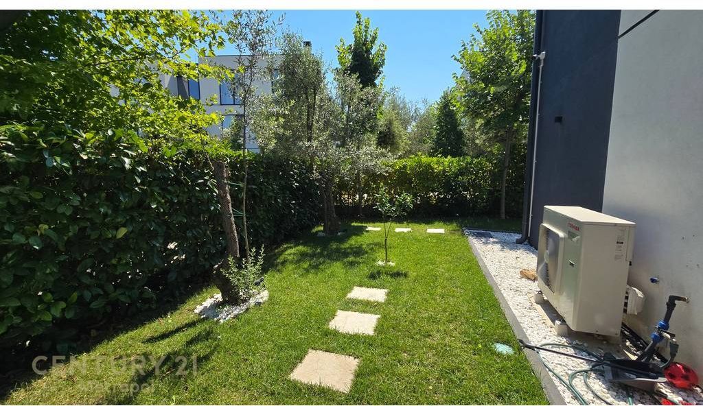 Appartamento 2+1+2+giardino+ 2 Garage in affitto, Forest Residence - Lago Secco!