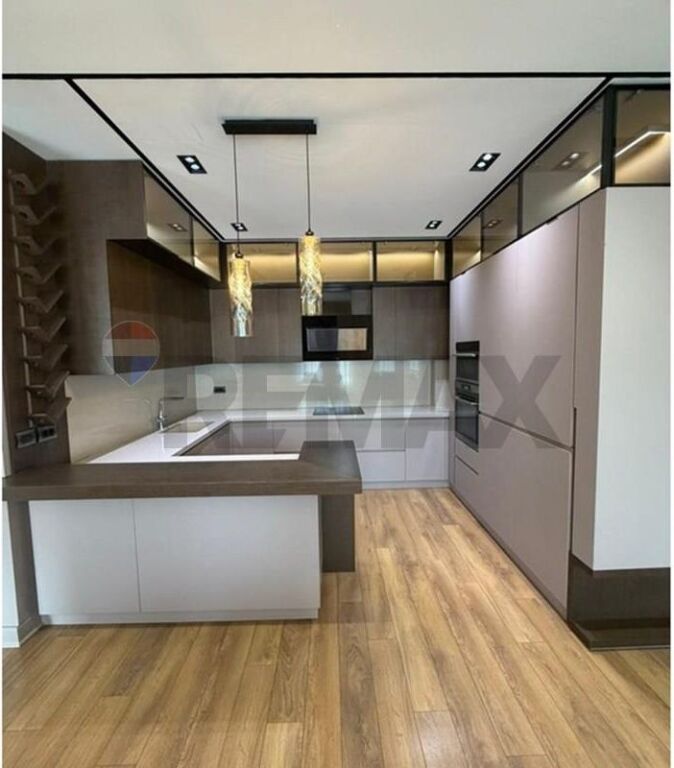 Shitet apartament 2+1 te Deliorgji.