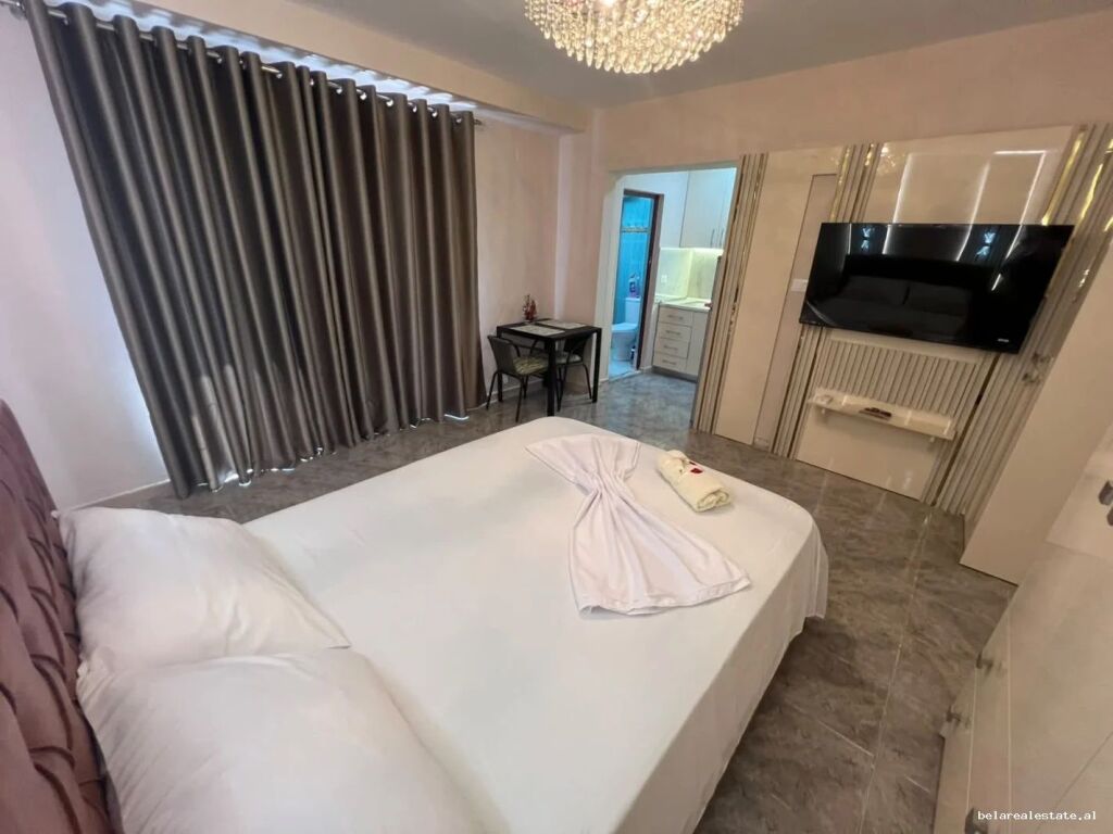 Garsioniere Me Qera Ne Qender (ID BG143) Tirane