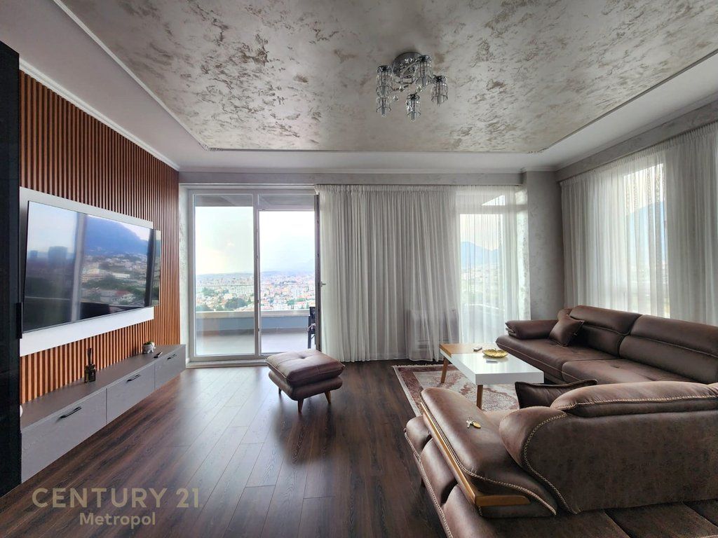 Jepet me qera qera apartament 2+1+2 tualete +2 poste parkimi ,rruga e Elbasanit! 1,500 € /Muaj
