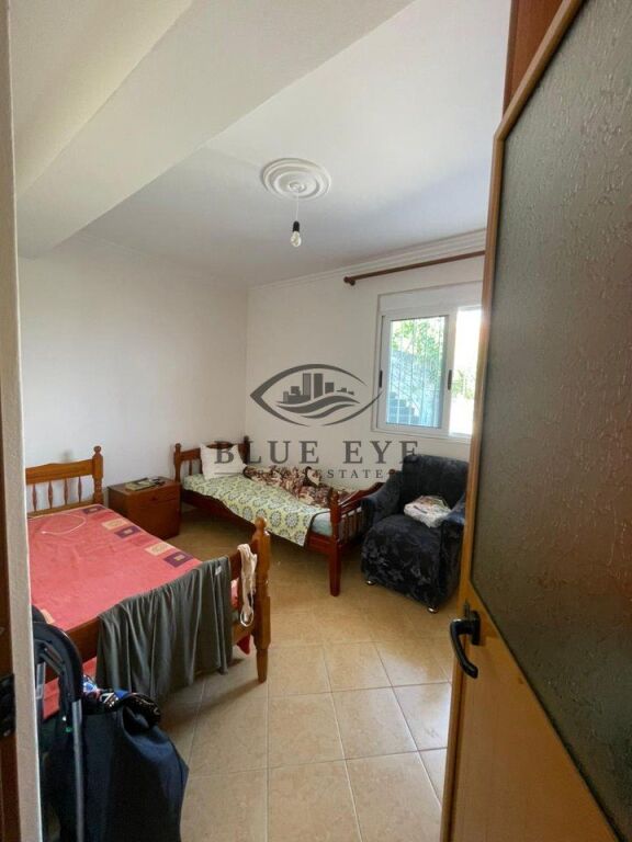 Villa su due piani in vendita a Durrës, ex fabbrica di mattoni