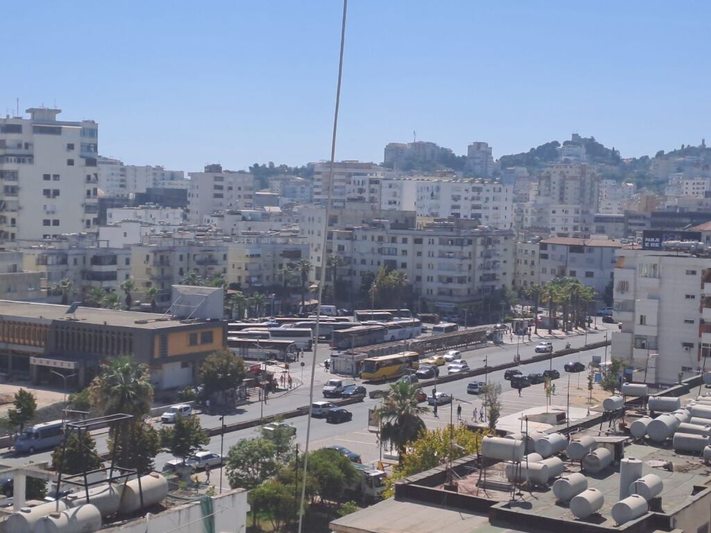 🏡 Apartament 2+1 me Qira tek Ujësjellësi Durres