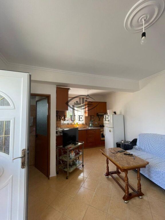 Villa su due piani in vendita a Durrës, ex fabbrica di mattoni