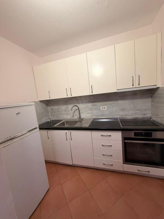 🏡 Appartamento 1+1 in affitto – Allias, Tirana 35.000 ALL