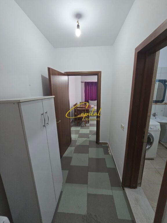 APARTAMENT ME QIRA 1+1 RRUGA E ELBASANIT 50.000 LEKE
