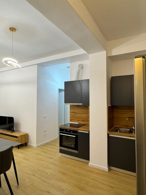 🏡 Jepet me Qira Apartament 2+1 – Rezidenca Kadiu💰 Çmimi: 50,000 Lekë/Muaj