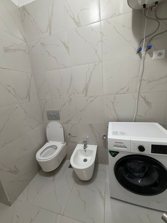 🏡 Jepet me Qira Apartament 1+1 tek Golden Park!