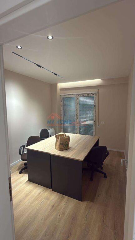 Office  Parking Space for Rent Shqiponja Square in Tirana