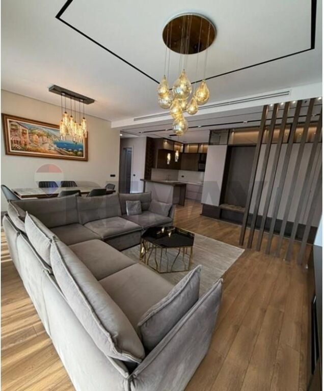 Shitet apartament 2+1 te Deliorgji.